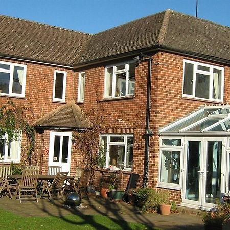 Savannah Bed And Breakfast Virginia Water Buitenkant foto