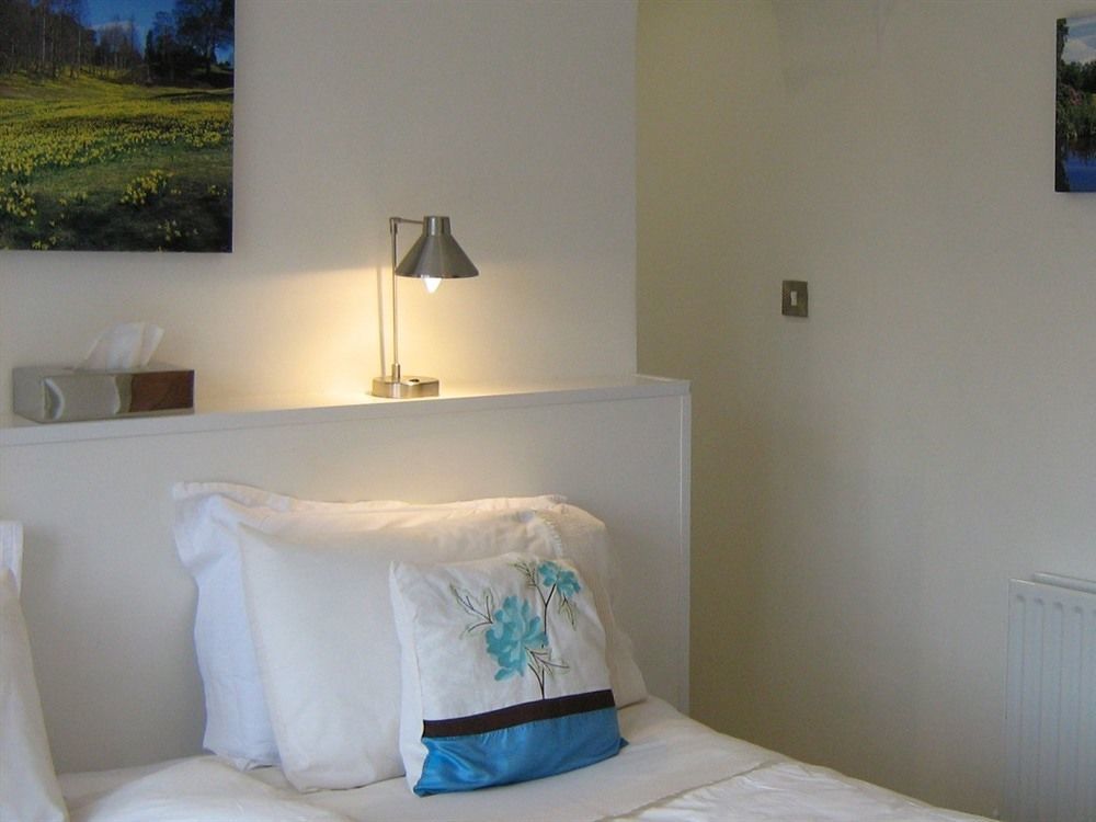 Savannah Bed And Breakfast Virginia Water Buitenkant foto