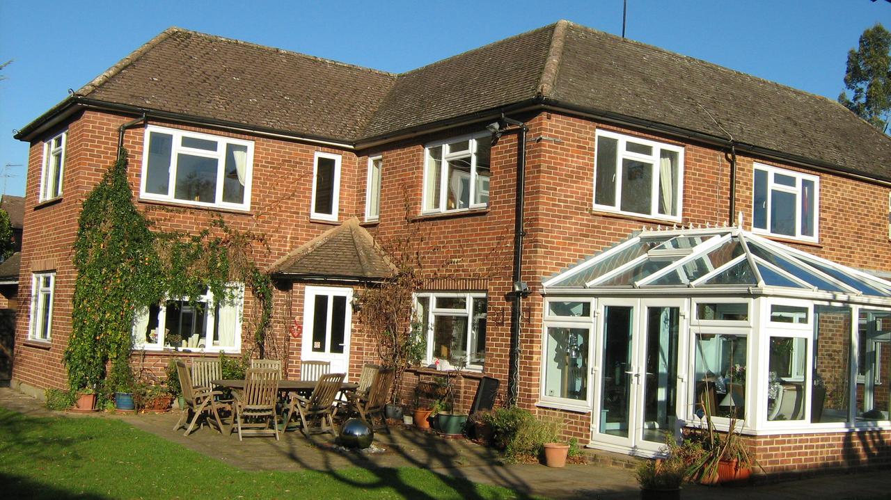 Savannah Bed And Breakfast Virginia Water Buitenkant foto